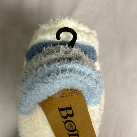New Born Socks Women’s 4 Pair Blue & White Plush Soft Cozy No Show Socks Casual - Picture 11 of 13